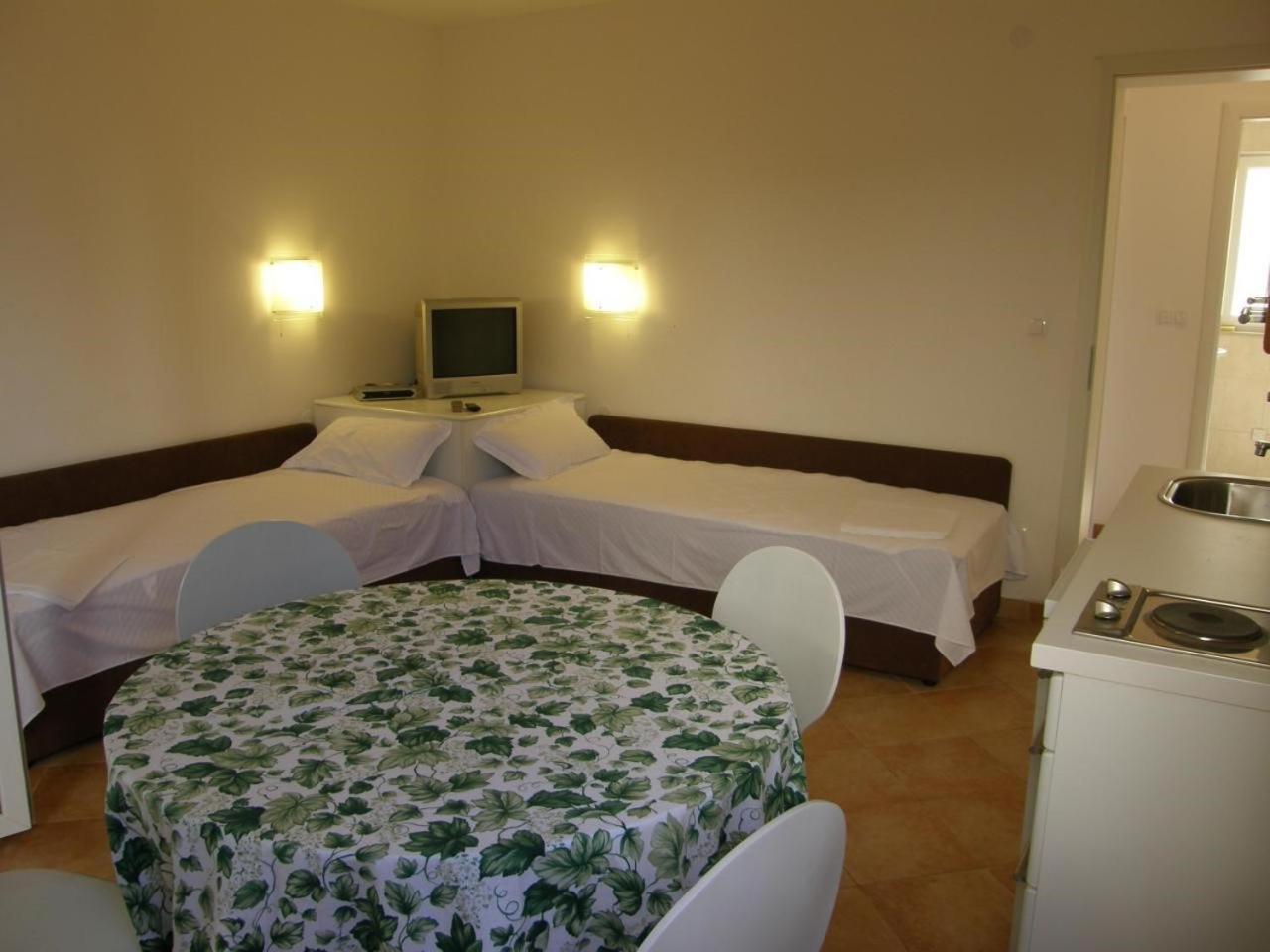 Apartments Boris Omiš Extérieur photo